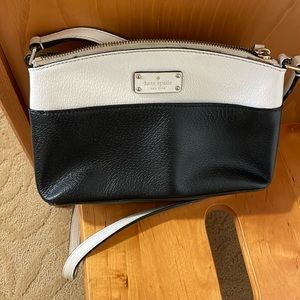 Kate spade crossbody.